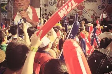 Crowd getting behind the performers