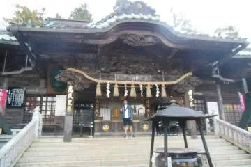 Un temple vers le milieu