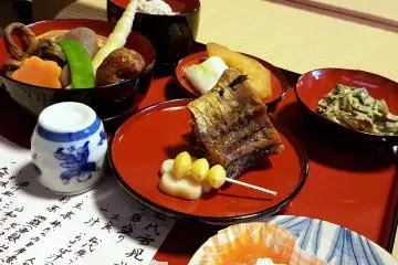 The scrumptious Yumikigozen fare