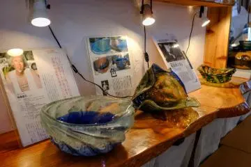 Some beautiful bowls on display in one of the many shops