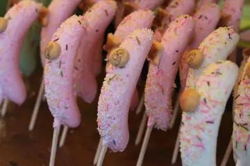 Chocolate-covered bananas make a yummy festival treat.