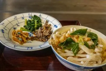 Detalles de elaboración de Udon en Jyutaku Kobayashike