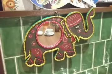 More decor on the counter