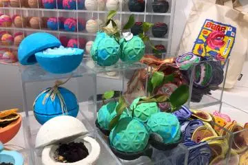 So much beauty and color to add to your bath routine