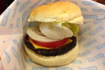 Big Dip's burgers are likely to be the most American style burger you can find on Okinawa.
