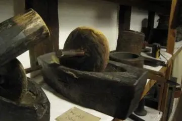 A tool used for grinding (Photo: Justin W. Dart)