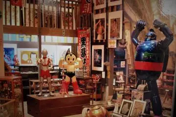 One of the joys of visiting this museum is seeing the neighbourly spirit it fosters amongst baby boomers who come here, with these tin toys reigniting memories, much like a school reunion.