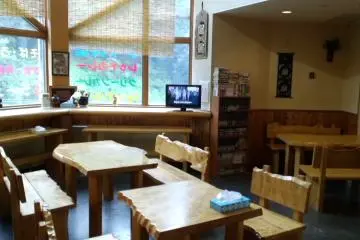 The little restaurant with the big tastes