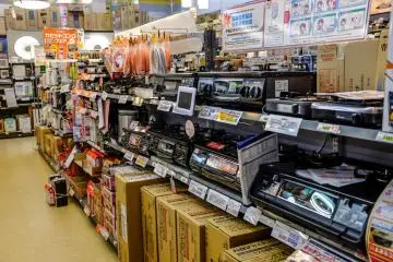 BBQ and cooking units and accessories