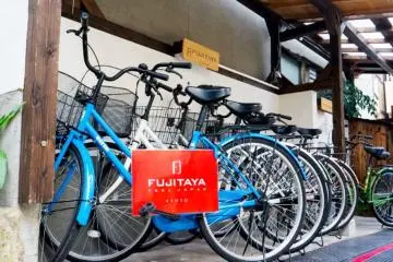 Free bike hire worth 500 yen if you book direct 