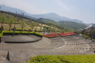 Spacious outdoor seated area with great views.