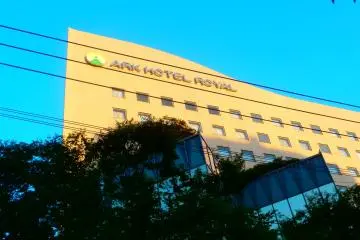 Welcome to Ark Hotel Royal