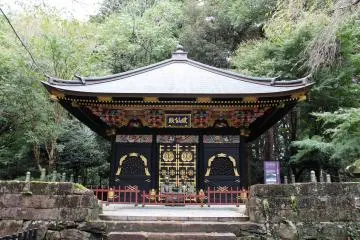 Gallery image