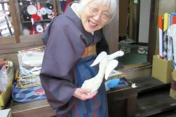Oshie doll master Mimura-san in her studio