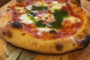 Margherita pizza