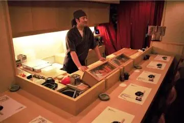 Get to know Tono-san as you enjoy your sushi