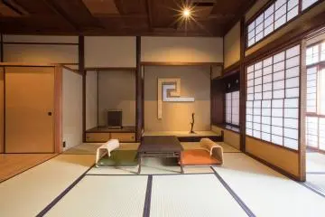 106 Higashiyama View