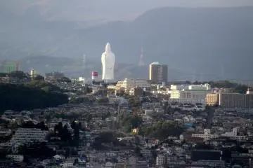 Spying out a Kannon statue