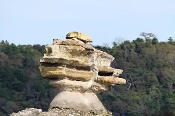 An island with a curious shape