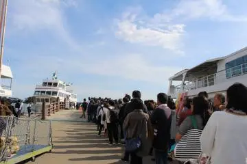 The line at Matsushima-Kaigan...