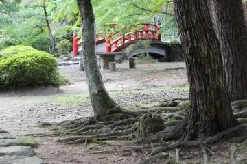 Classical red bridge