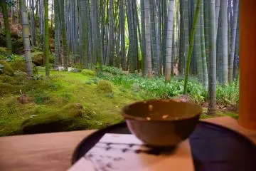 ป่าไผ่ที่วัด Houkoku-ji