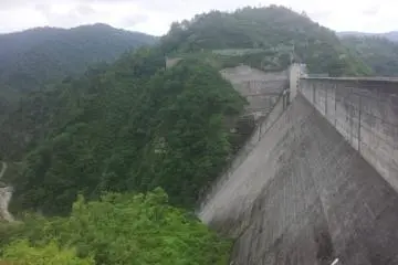 Okutadami Dam