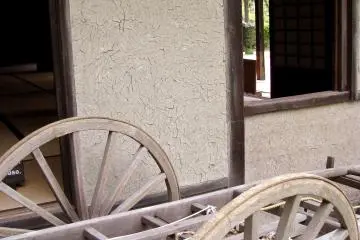Some walls are covered with clay mixed with wood dust