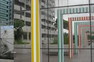 Mirrored panels and frames in Odaiba offering an illusion of infinity