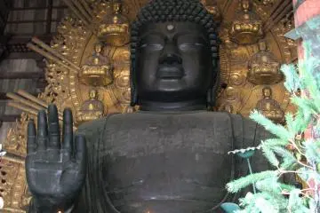 The biggest indoor statue in Japan