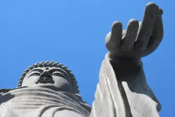 Amida Buddha brings peace 