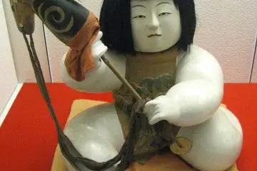 One more 'gocho' doll