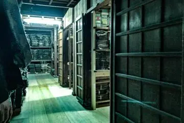 The book vault