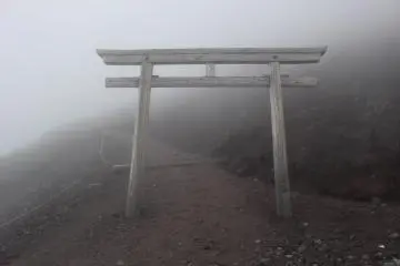 Weather conditions can change mid-hike (Photo: Tom Roseveare)