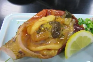 I couldn't dare try this hoya or sea pineapple!