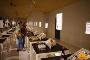 Gallery image