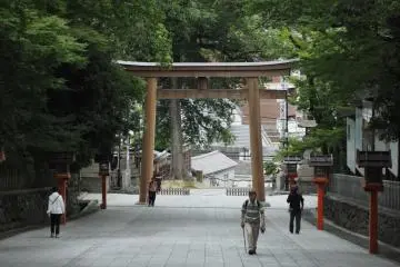Hiraoka Shrine