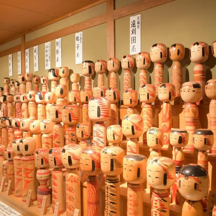 こけし人形 - Japan Travel