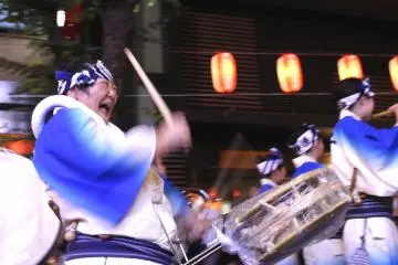 One happy taiko drummer!