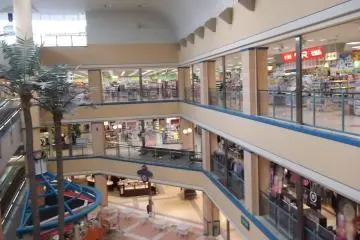 <p>Three floors of stores</p>