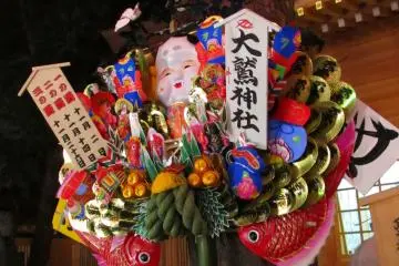 Good fortune kumade rakes at the shrine