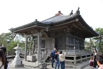 Gallery image