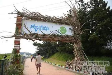 Heading into the Seaside Village to cool off