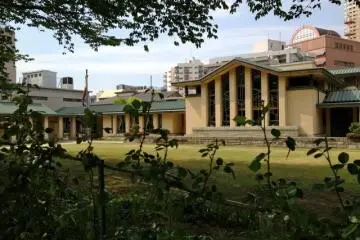 Gallery image