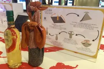 At the workshop area, learn how to use a furoshiki to wrap things like wine bottles.