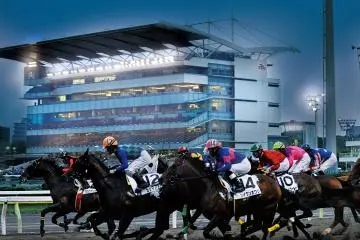 Enjoy the Twinkle Horse Races! (Photo: a-momo@chive.ocn.ne.jp)
