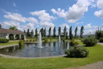 Flowers and fountains in abundance to enjoy
