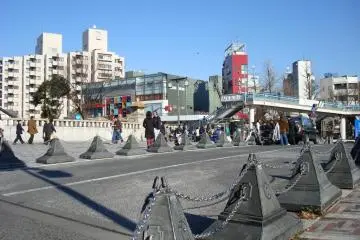Looking toward Omotesando