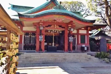See the sunrise at Shinagawa Shrine and pray on the first day of 2020