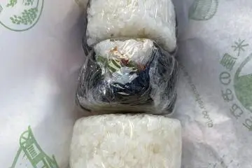 Onigiri are individually wrapped and packaged to go